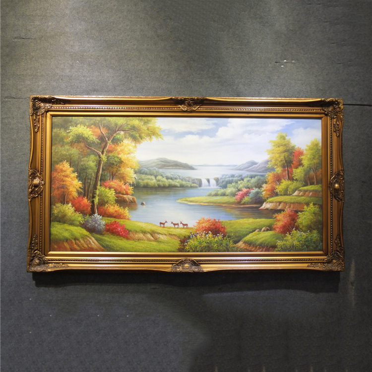 柳州市鱼峰区太阳山字画经营部所售油画作品均是由资深画师纯手工精心绘制而成,凹凸有感的画面,丰富的色彩层次,装饰效果鲜明;适用于居家环境的客厅及商业场所的大堂、酒吧、餐厅、会所、别墅以及酒店等场所。具有很高的收藏价值;高档手工油画也是给亲戚朋友送礼的佳品。油画全部是实物拍摄,由于照相的技术不能百分百还原作品的色彩,因此实物的色彩更加亮丽 我公司为手绘布面油画作品,由专业画师在油画布上手工绘制,跟工厂里机器印刷的无框画不同,手绘油画属于艺术品,具有丰富的色彩层次和光泽度,装饰效果鲜明;不易剥落和褪色,可保存百